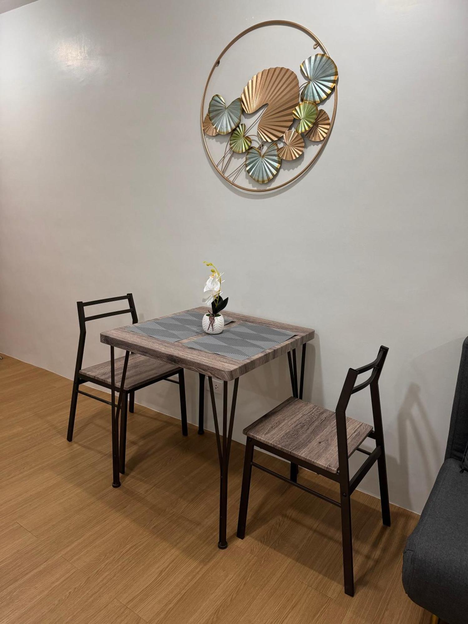 Cozyvilla At Pine Suites Tagaytay 2Br Or Studio With Free Parking 2Br In Basement Parking And Studio In Offsite Parking Tagaytay City Extérieur photo