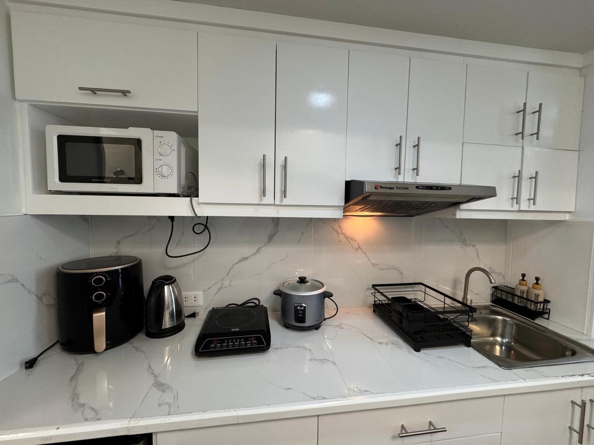 Cozyvilla At Pine Suites Tagaytay 2Br Or Studio With Free Parking 2Br In Basement Parking And Studio In Offsite Parking Tagaytay City Chambre photo