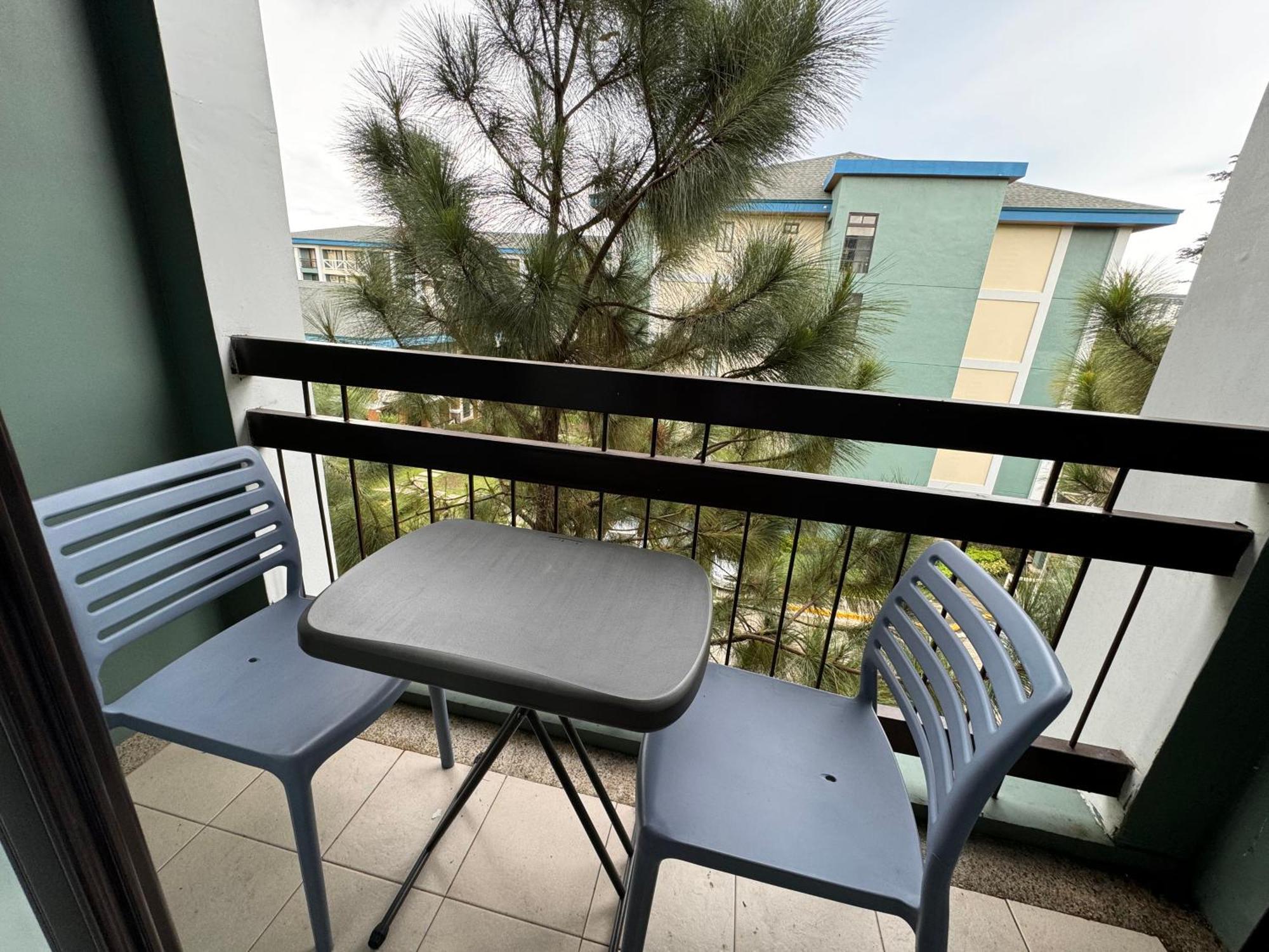 Cozyvilla At Pine Suites Tagaytay 2Br Or Studio With Free Parking 2Br In Basement Parking And Studio In Offsite Parking Tagaytay City Extérieur photo